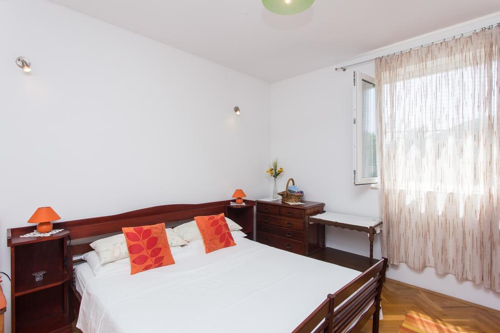 Apartments Oliva ซัฟทัท ภายนอก รูปภาพ