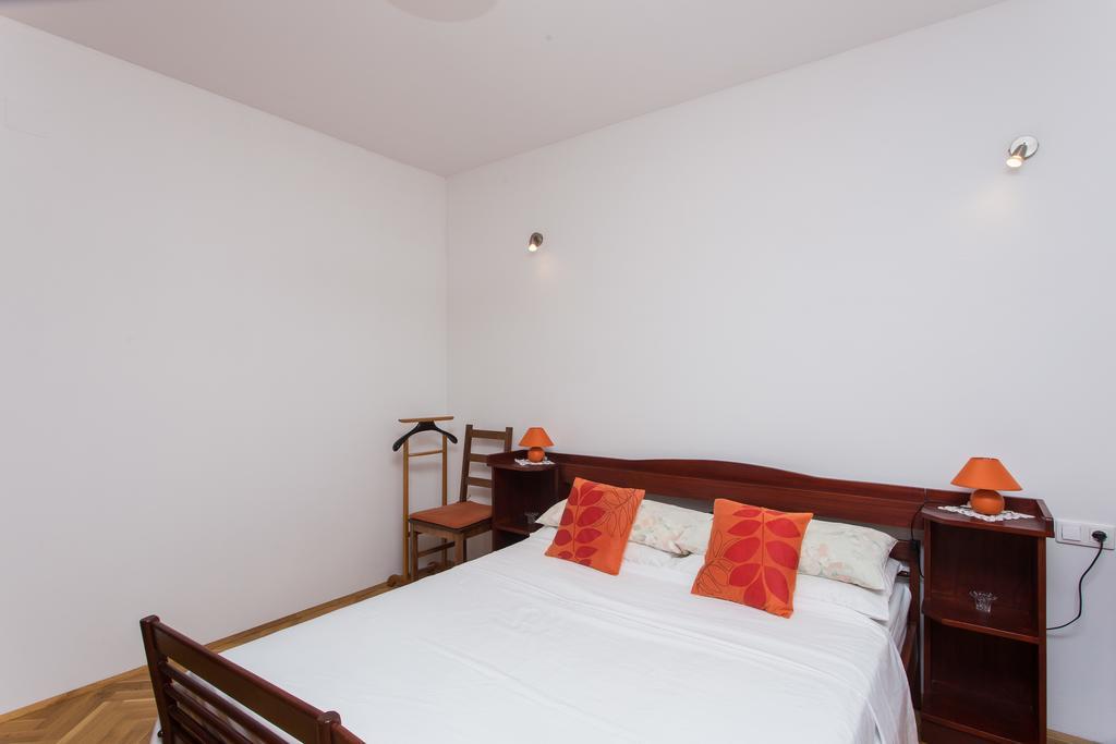Apartments Oliva ซัฟทัท ภายนอก รูปภาพ