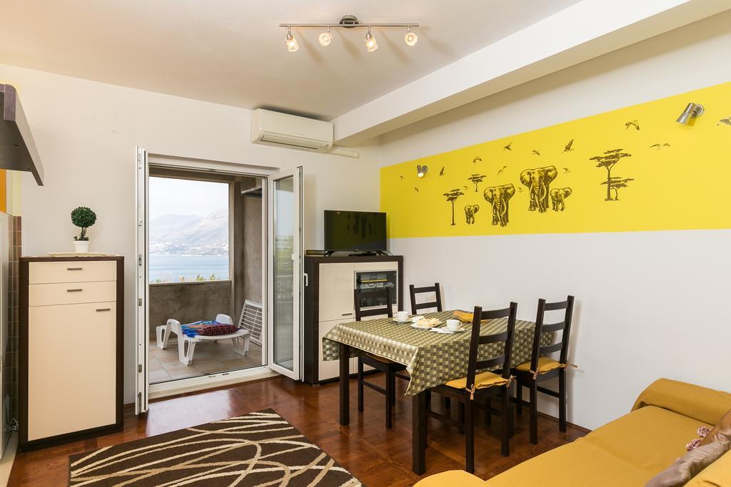 Apartments Oliva ซัฟทัท ภายนอก รูปภาพ