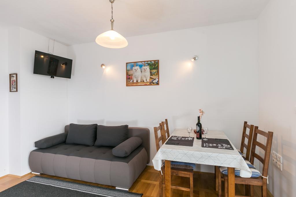 Apartments Oliva ซัฟทัท ภายนอก รูปภาพ